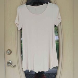 Larace Super Soft Ivory Swing Tunic T-Shirt - Womens Size Small